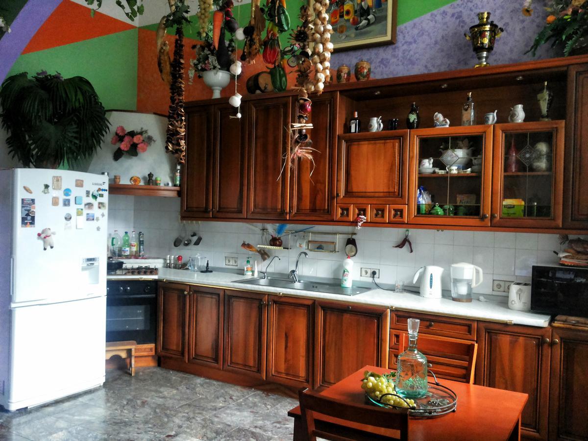 אודסה Orpheus Hostel And Apartments מראה חיצוני תמונה