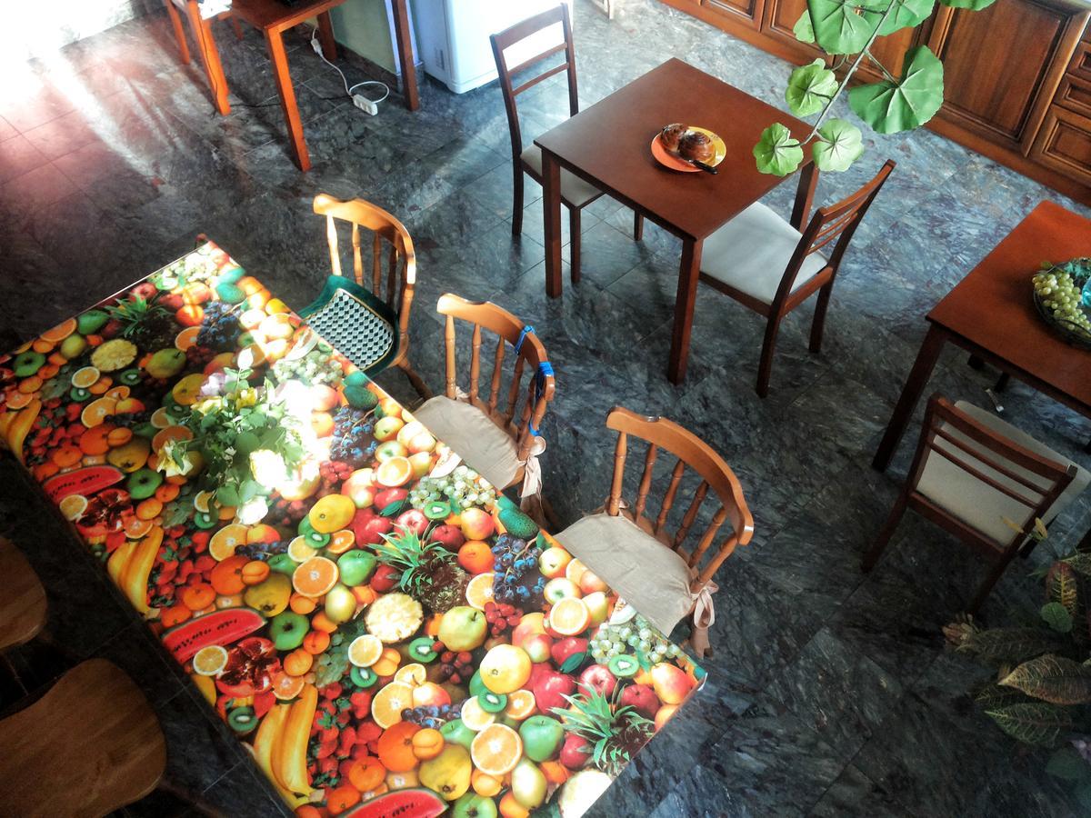 אודסה Orpheus Hostel And Apartments מראה חיצוני תמונה