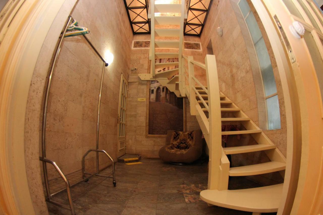 אודסה Orpheus Hostel And Apartments מראה חיצוני תמונה